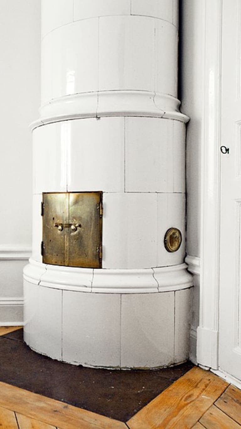 Image description goes here.